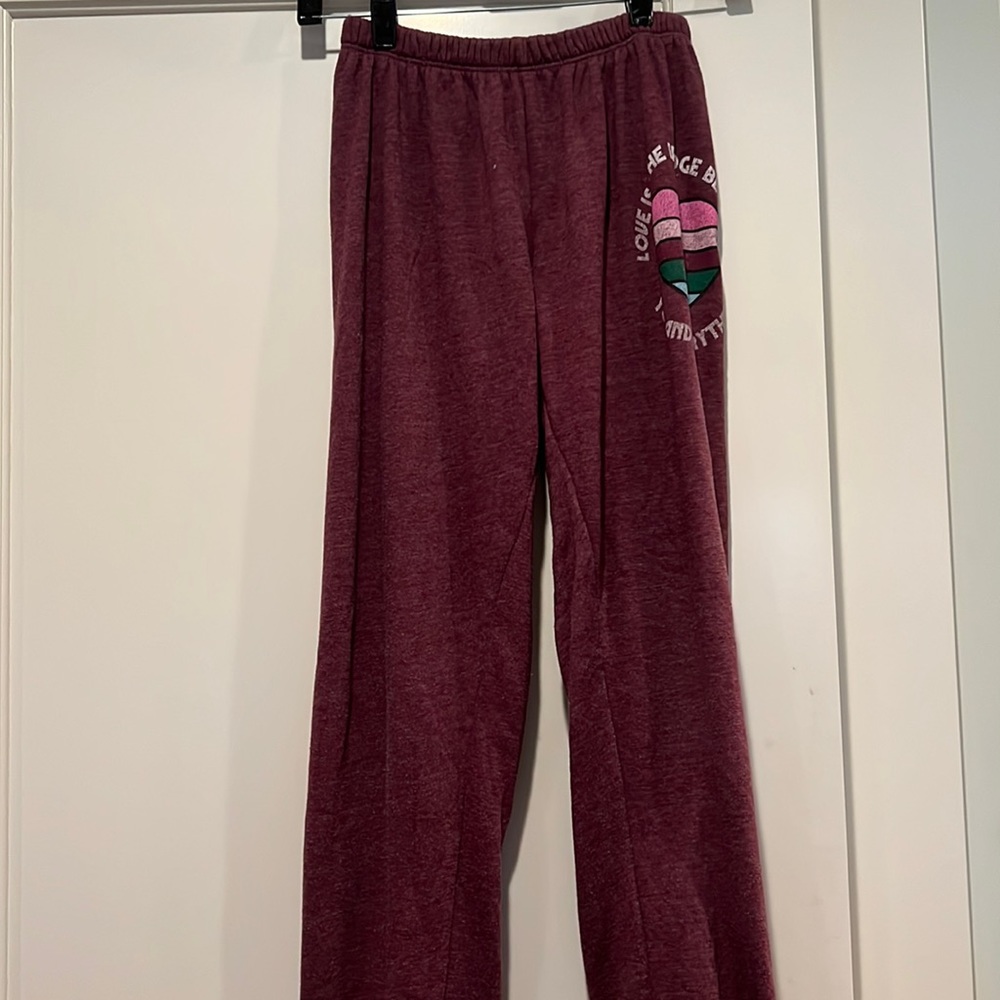 Spiritual Gangster sweatpants size small